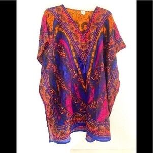 MOMENTUM BRANDS. Oversized print kimono